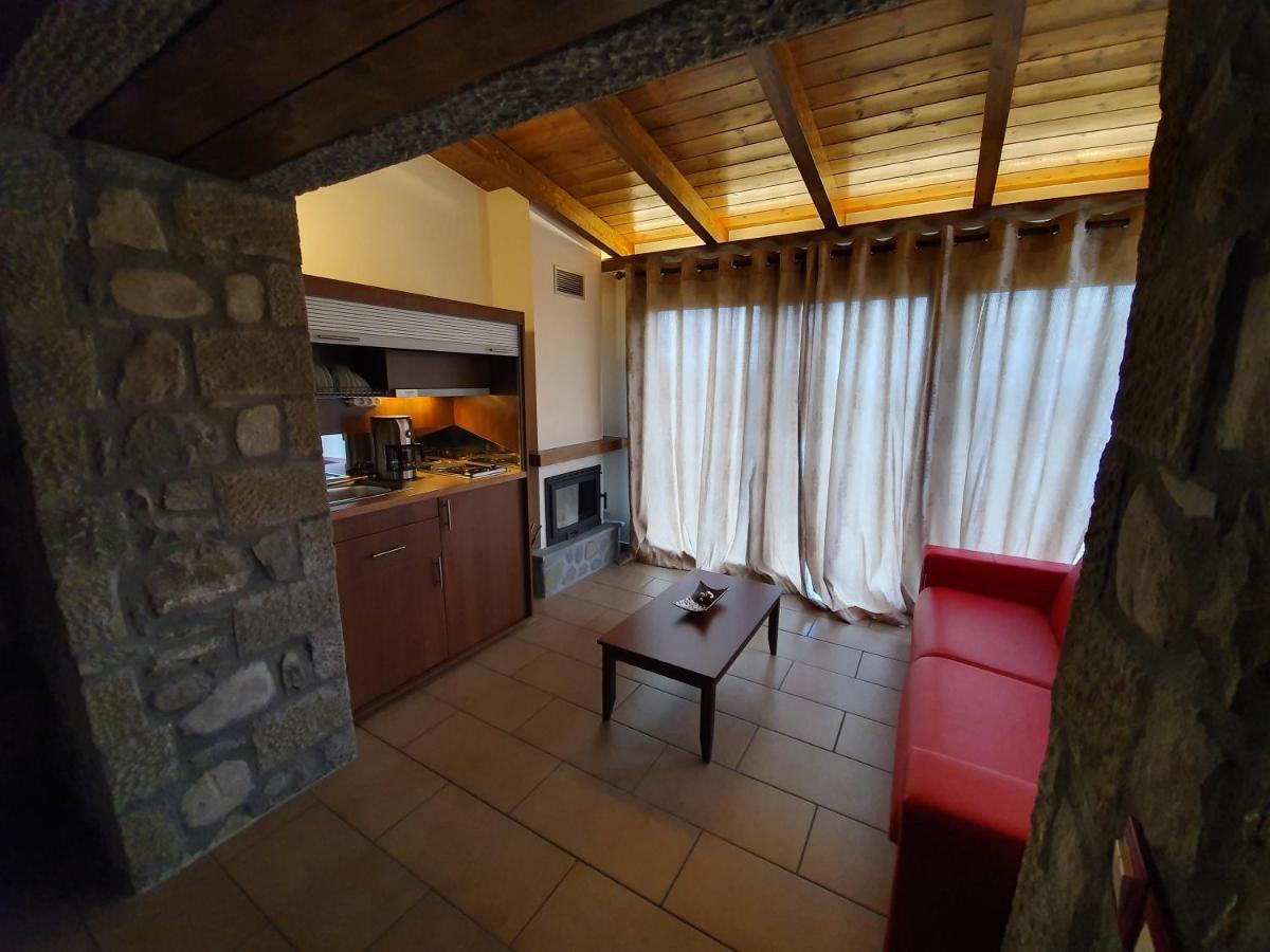 קרפניסיון The View Village - Villas Suites & Spa מראה חיצוני תמונה